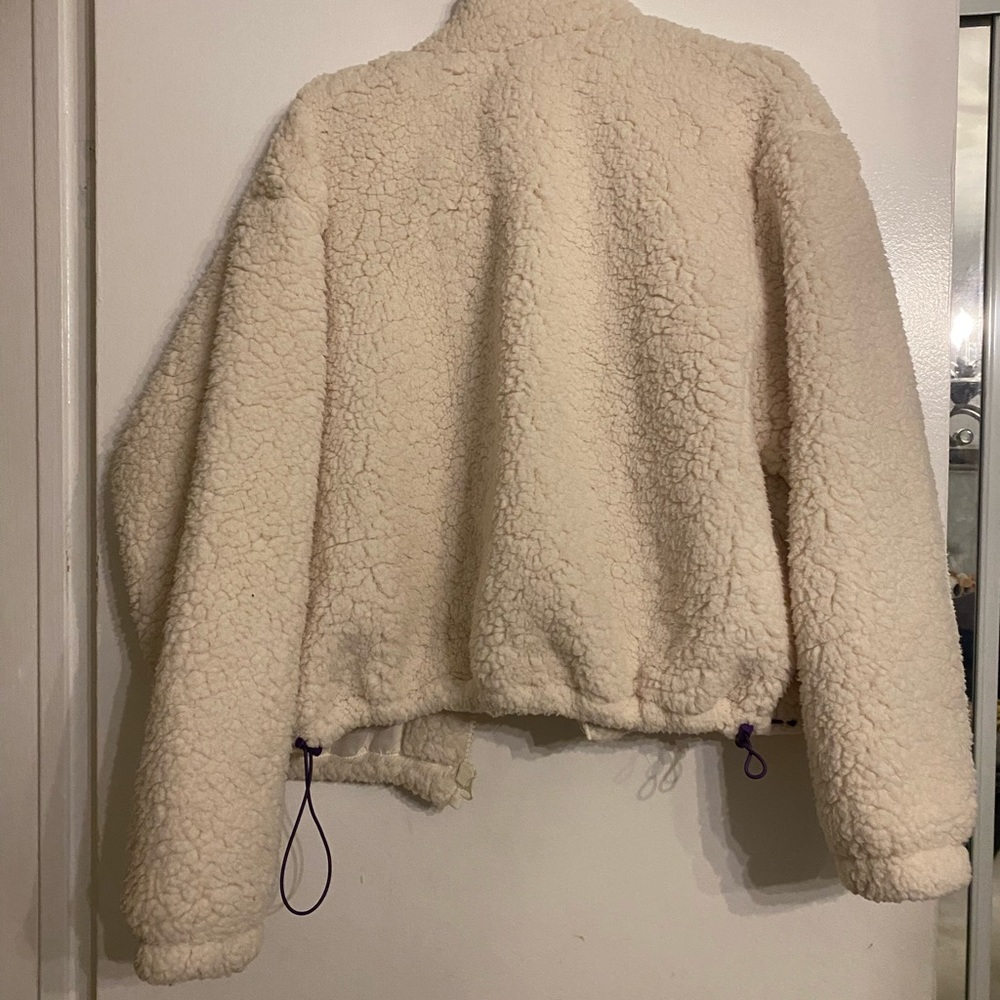 Stunning Jacket - Picture 4 of 4
